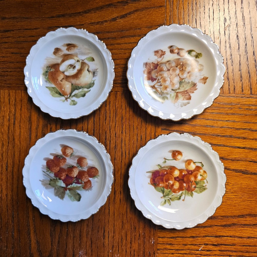 Vintage Winterling Bavaria Germany Fruit Porcelain Scalloped Plates Set of 4